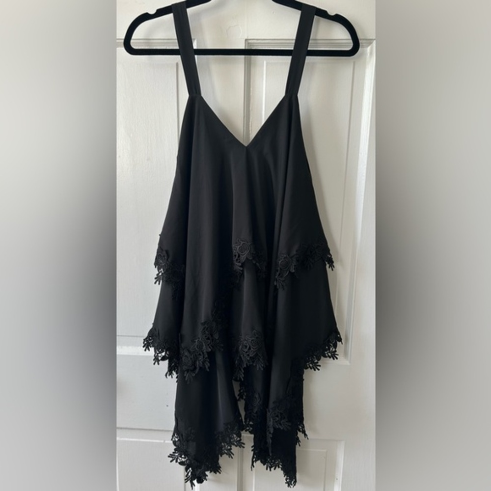 Kate & Mallory Swingy Flouncy Black Lace Trim Dress Sz L | Lightweight Top